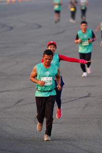 BIB: 218
                            <button type="button" onclick="openModal(10509366)" class="btn btn-primary btn-sm float-right btn-popup" data-toggle="modal" data-target=".modal-high-quality">
                        <i class="fas fa-shopping-cart"></i> Add to Cart
                    </button>
                                            <button type="button" onclick="isThisMe(10509366, true)" class="btn btn-success btn-sm float-right btn-popup btn-isme hidden" data-toggle="tooltip" data-placement="bottom" title="นี่คือรูปของคุณใช่ไหม คลิกที่นี่เพื่อเอาเข้าอัลบั้ม">
                        <i class="fas fa-plus"></i> Add to album
                    </button>
                    <button type="button" onclick="isThisMe(10509366, false)" class="btn btn-warning btn-sm float-right btn-popup btn-isnotme hidden">
                        <i class="fas fa-ban"></i> Remove from album
                    </button>